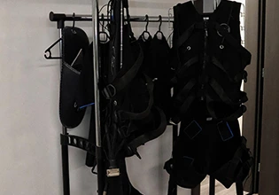 Oprema za AQ8 EMS trening